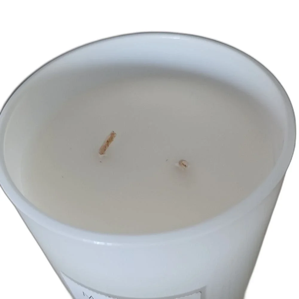 Nanette Lepore Magnolia White Candle with Silver Lid